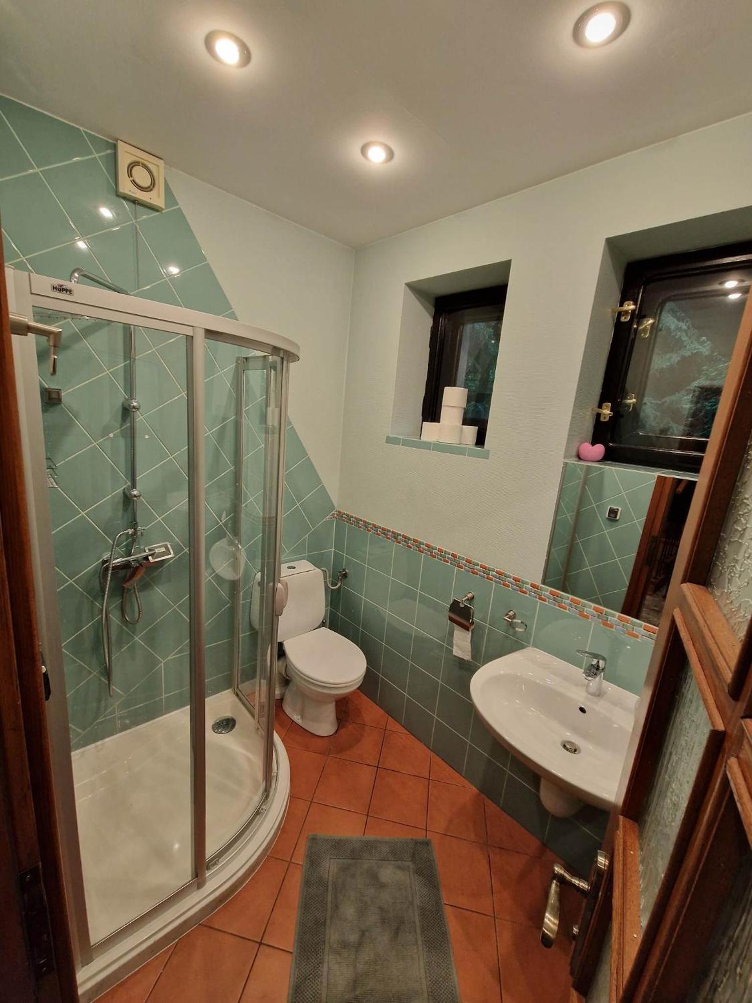 Villa Falsztyn Holiday Home Extérieur photo