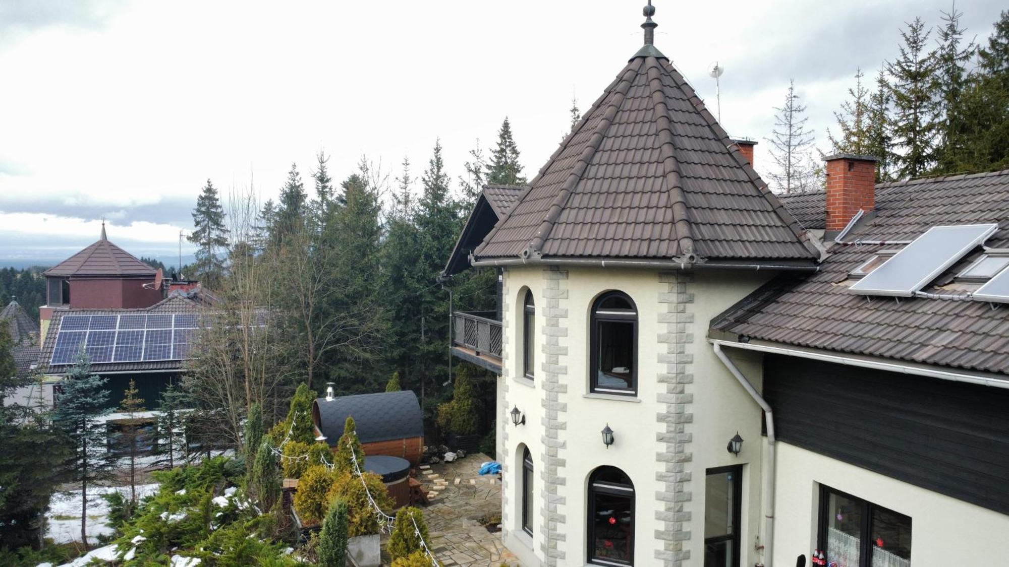 Villa Falsztyn Holiday Home Extérieur photo