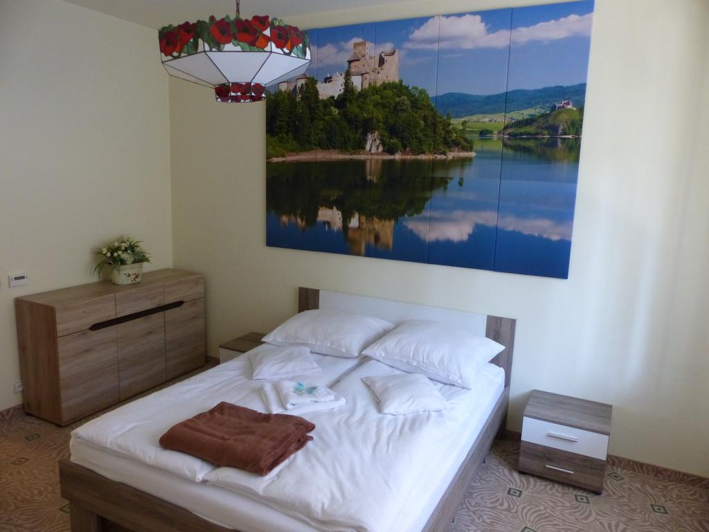 Villa Falsztyn Holiday Home Extérieur photo
